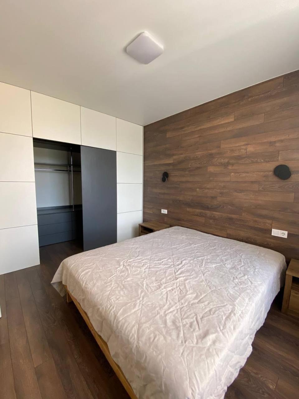 Nyvky Like Home - Apt 49 เคียฟ ภายนอก รูปภาพ
